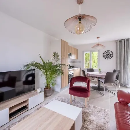 Apartment D1 Maison De Charme Proche Val D'europe *